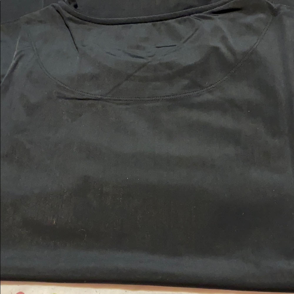 Tops - Picture 3 of 3